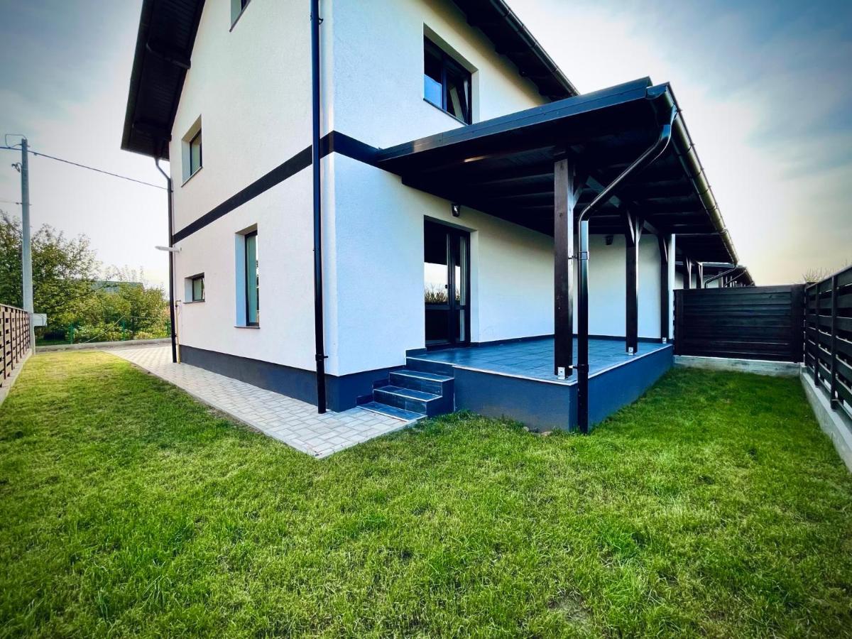 Express Estates Apartamento Lisaura Exterior foto
