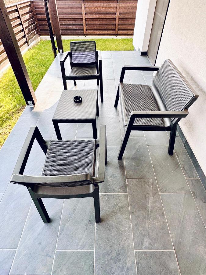 Express Estates Apartamento Lisaura Exterior foto